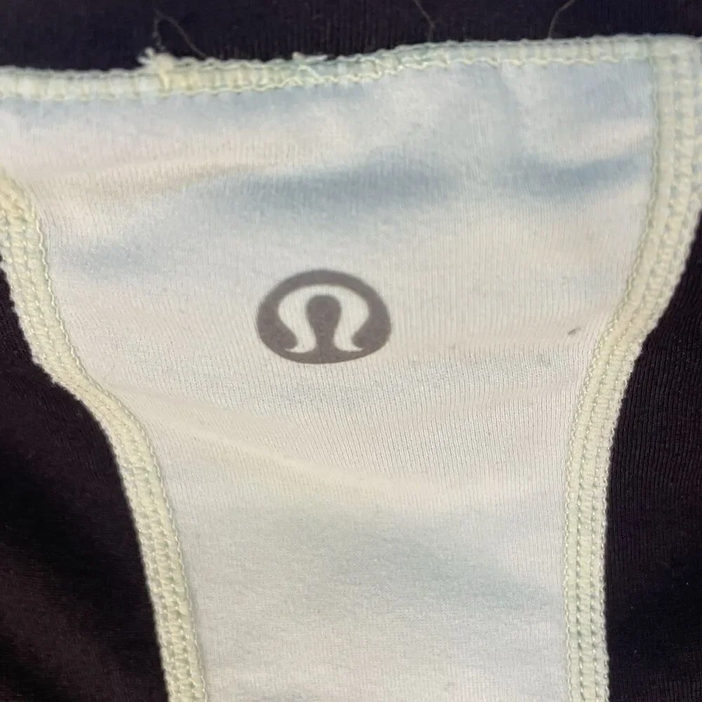 Lululemon Womens 10 Long Sleeve Top Ruffled Shoulder Seam Colorblock Green Black - Picture 5 of 8